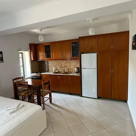 Bexheti Hotel apartamentowy 3*