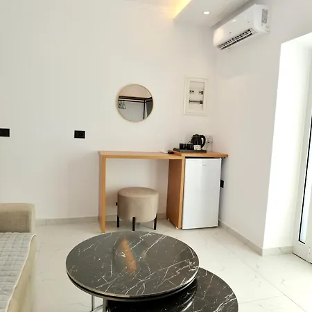 Abelia 4*