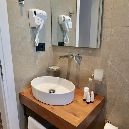 Hotel Abelia 4*